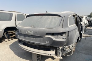 سيارة اودي Q7 2010