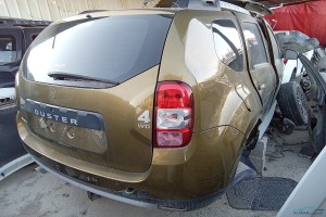 سيارة رينو داستر 2016