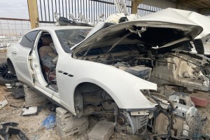 سيارة مازيراتي ليفانتي 2014