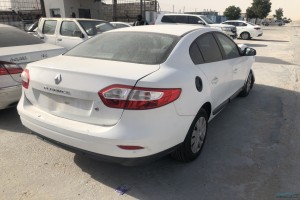 سيارة رينو فلوانس 2015