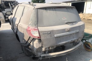 سيارة جيلي امجراند X7 2014