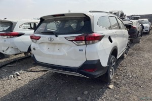 سيارة تويوتا راش 2021
