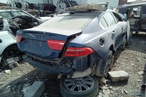 سيارة جاكوار XE 2015