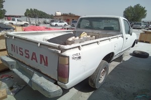 سيارة نيسان ددسن 2002