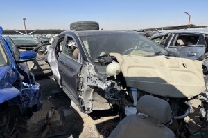 سيارة جيلي كولراي 2021