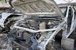 سيارة ميتسوبيشي L200 2015