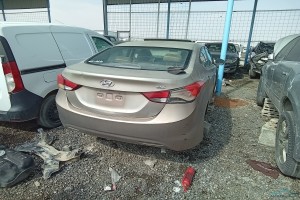 سيارة هونداي النترا 2013