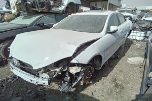 سيارة جاكوار XF 2015