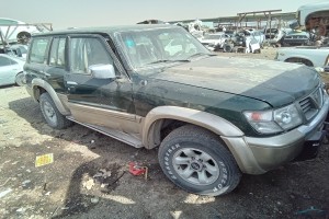 سيارة نيسان باترول سفاري 1997